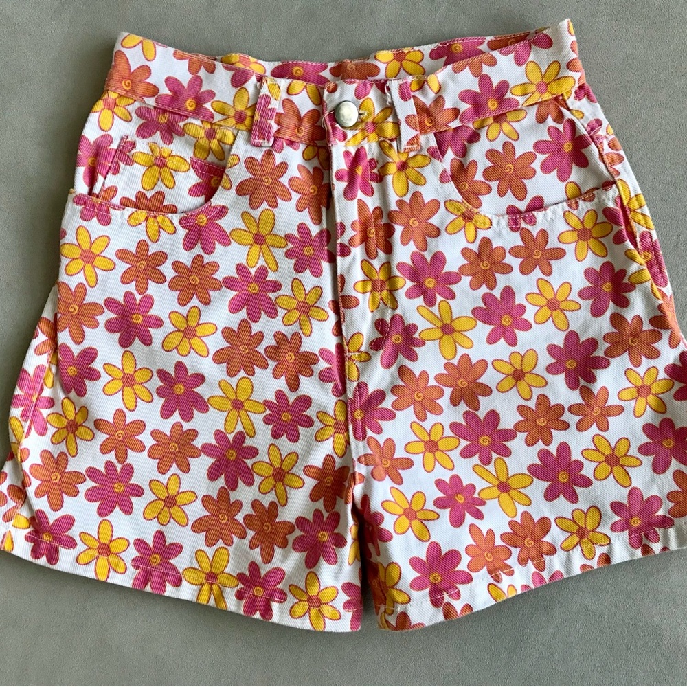 Vintage Kids Floral Denim Shorts - 90's Vintage Kids Fashion - Kids Flower Power